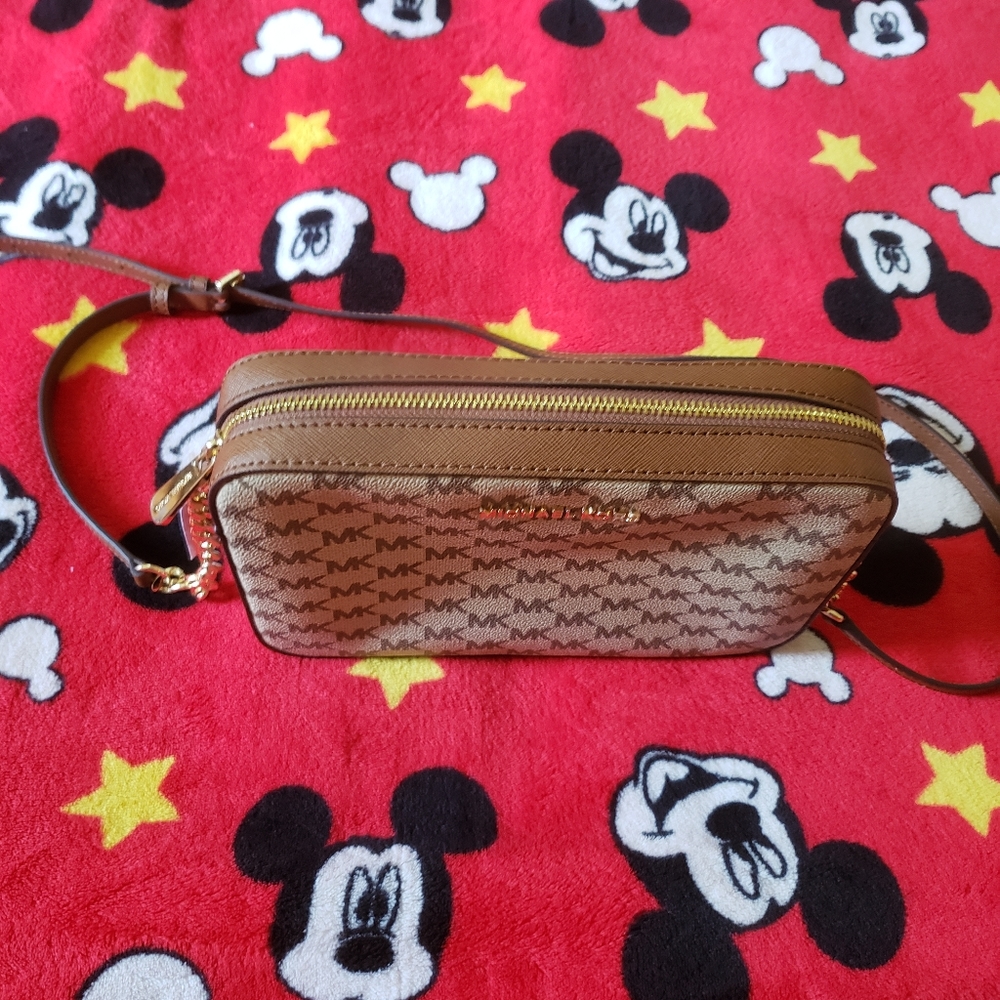 Brown Michael kors crossbody bag